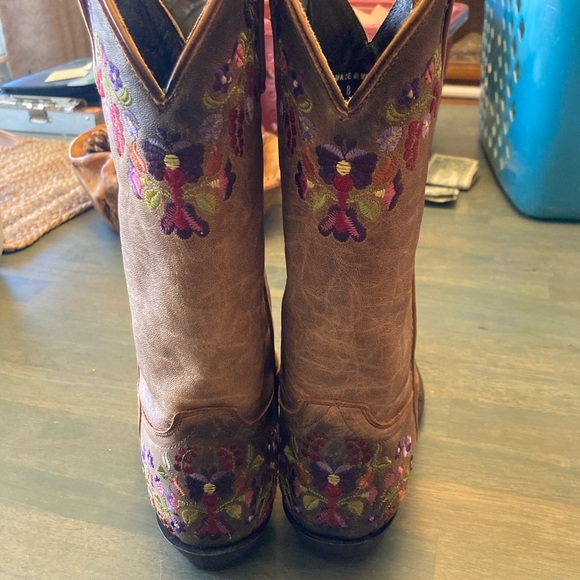 Cowgirl boots - Picture 4 of 4